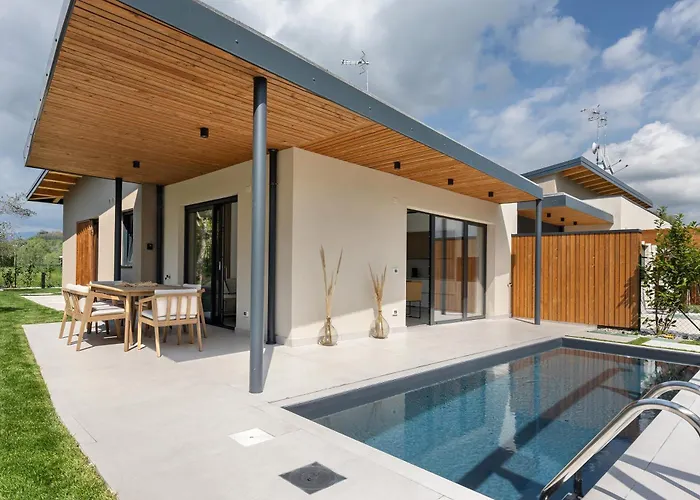 Villa Luma With Private Pool